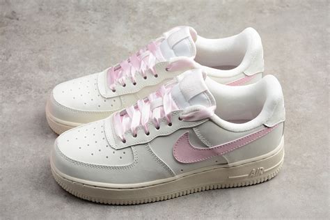 Nike Air Force 1 shoes women